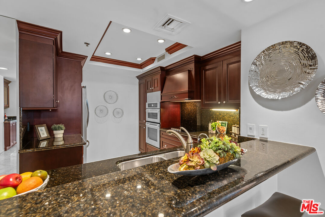 10520 Wilshire Blvd Unit: 308