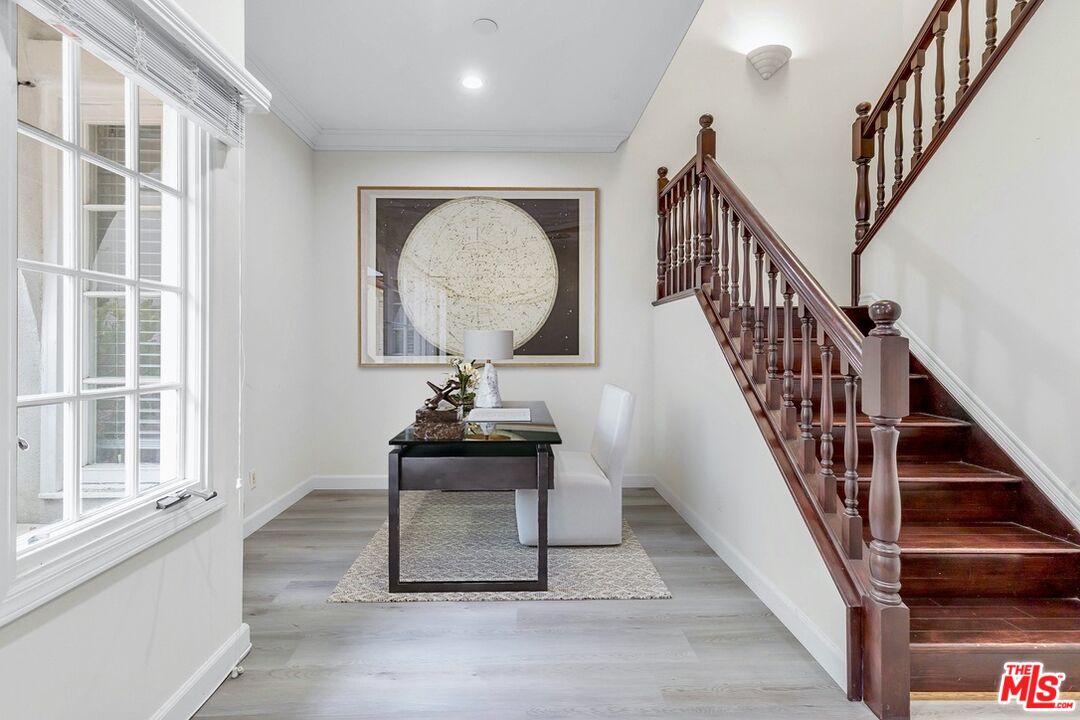 236 S Gale Dr Unit: B