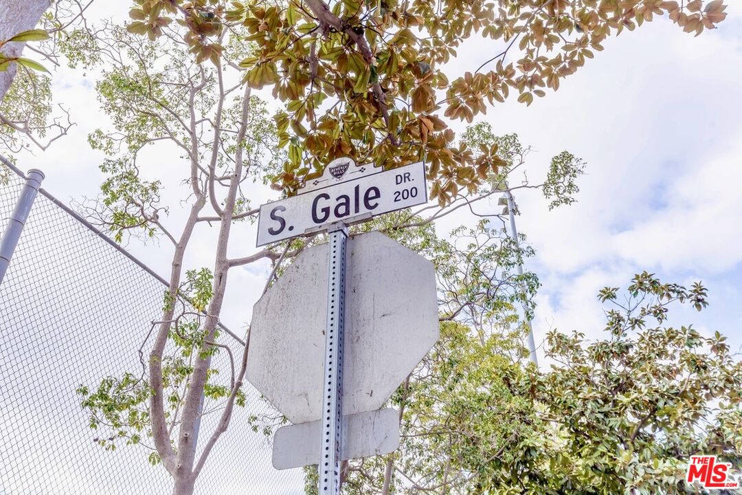 236 S Gale Dr Unit: B