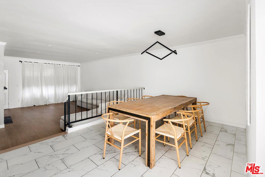 5336 Corteen Pl Unit: 5