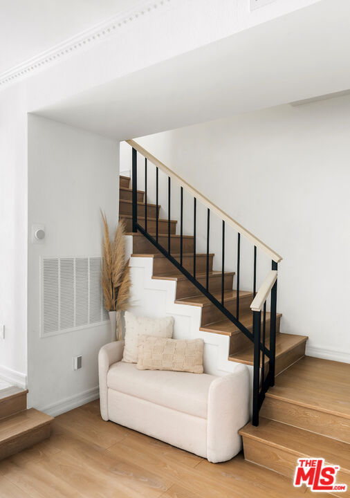 5336 Corteen Pl Unit: 5