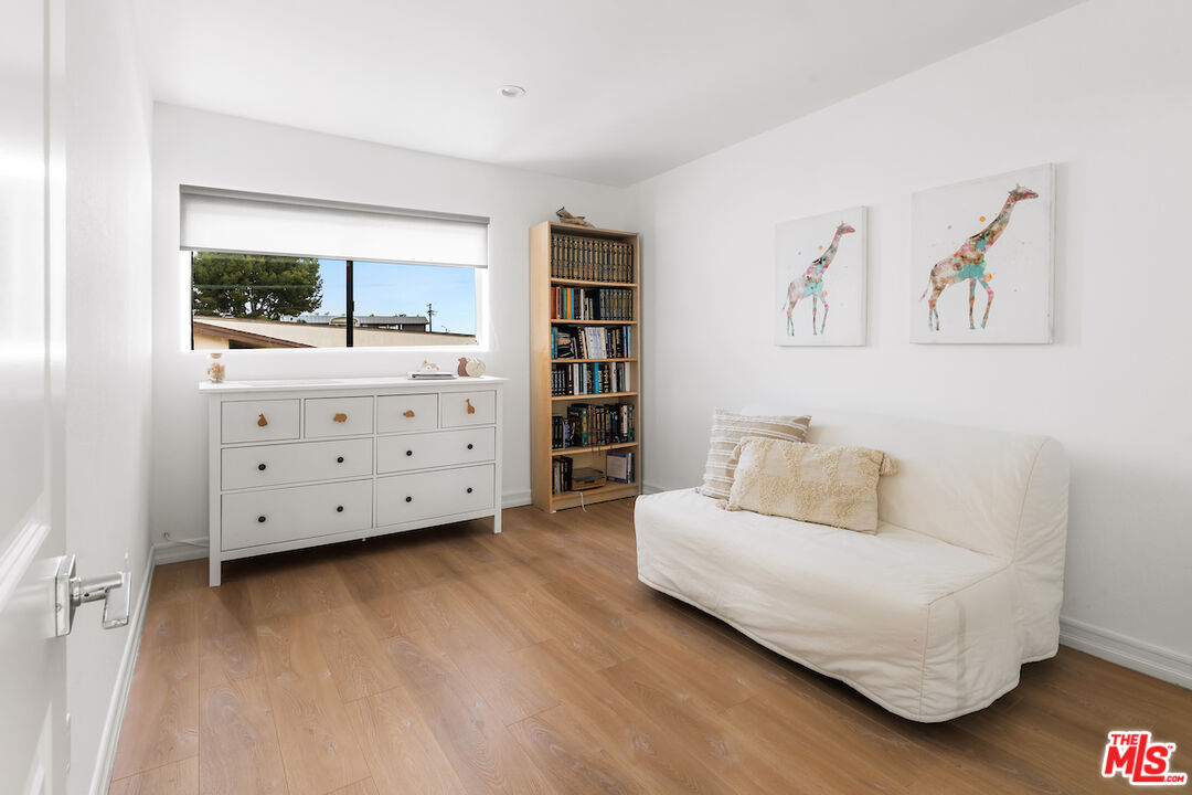 5336 Corteen Pl Unit: 5