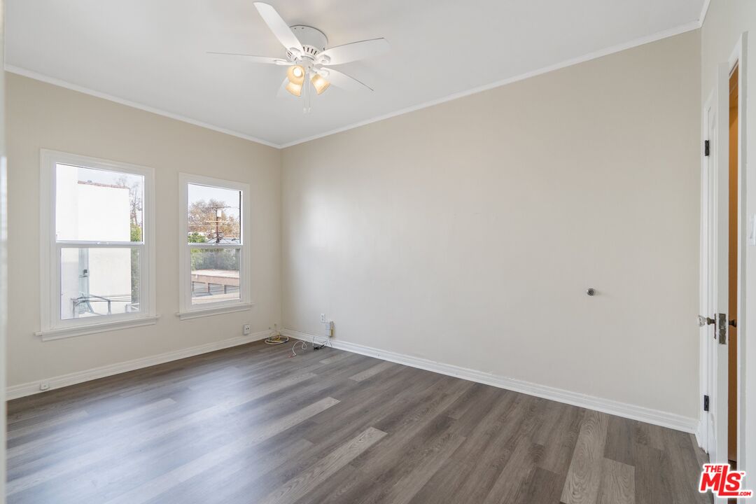 4234 8th Ave Unit: 101