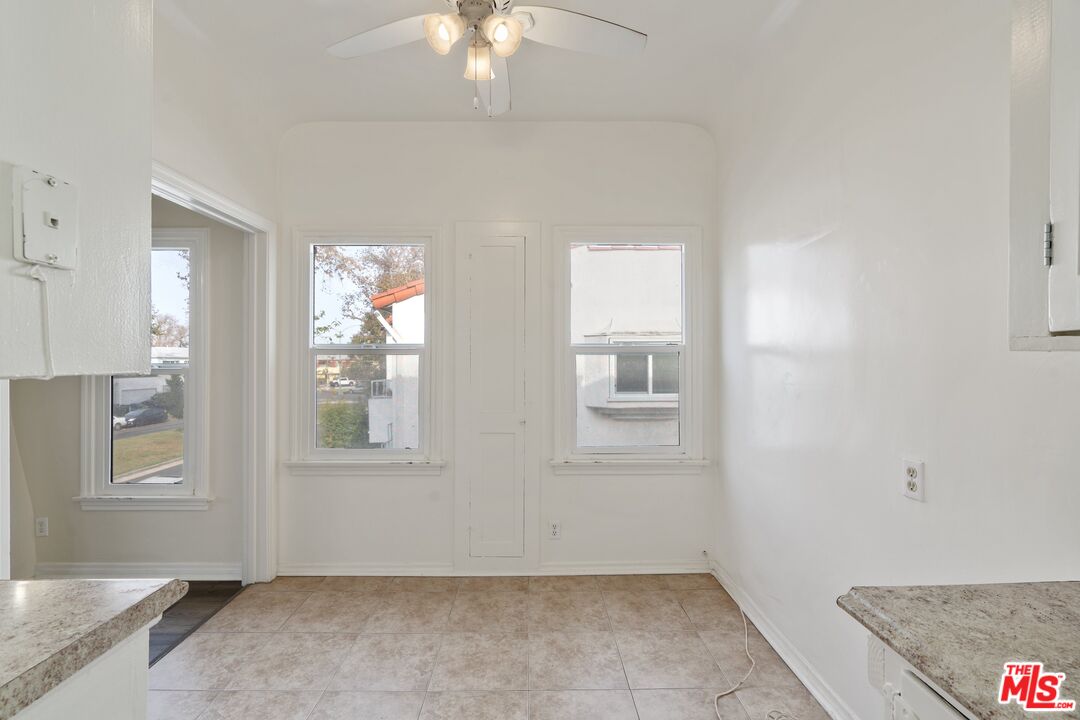 4234 8th Ave Unit: 101