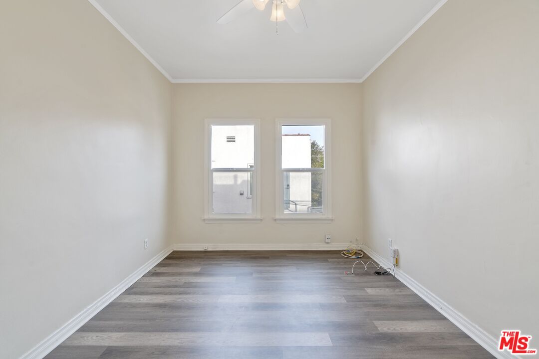 4234 8th Ave Unit: 101