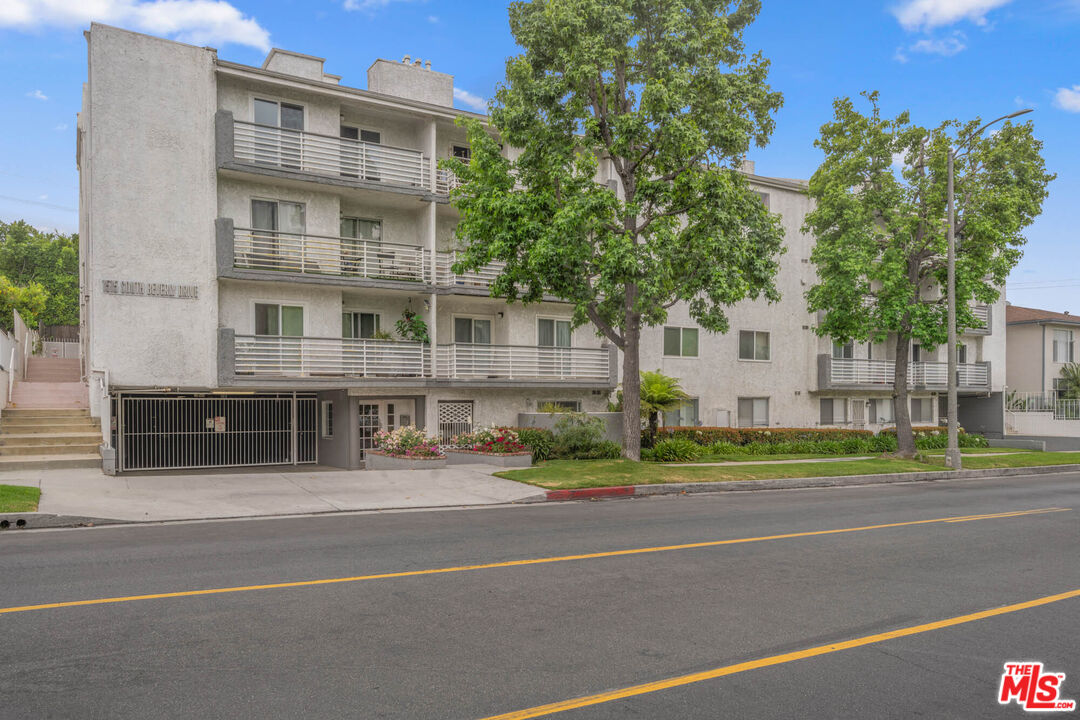 1515 S Beverly Dr Unit: 402