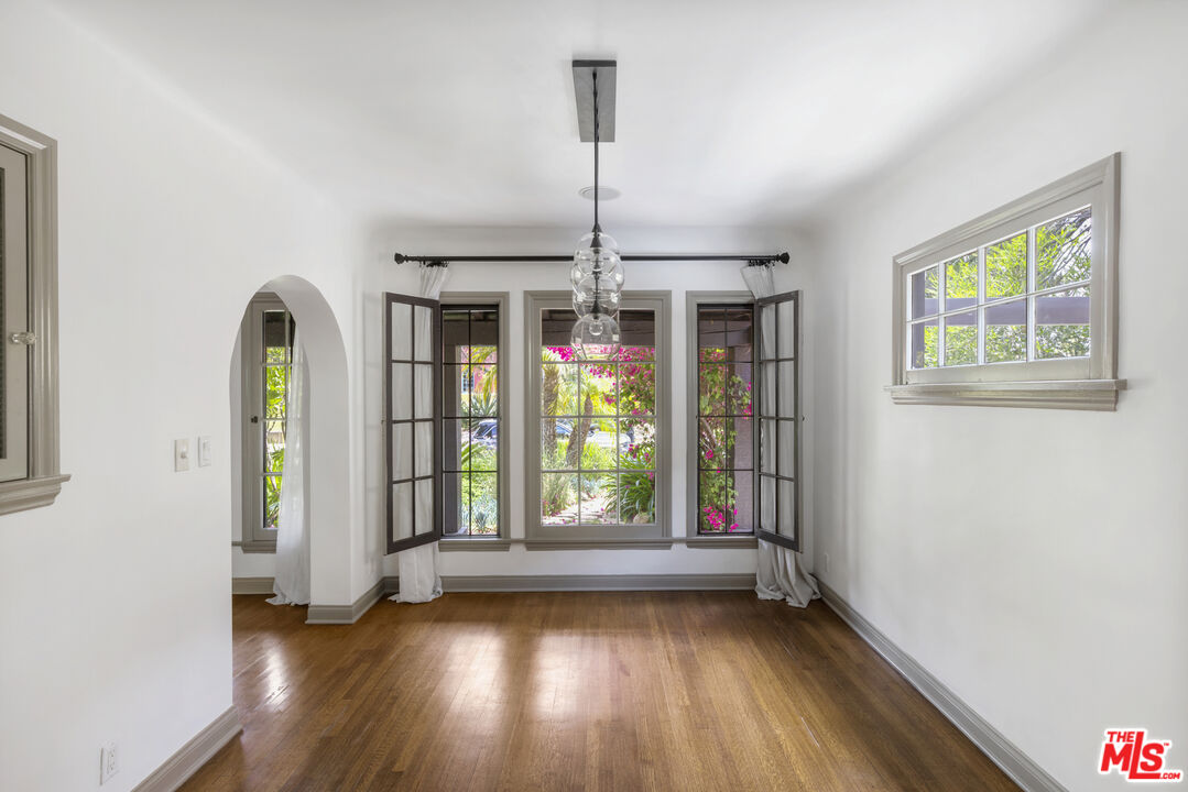 1169 S Sierra Bonita Ave