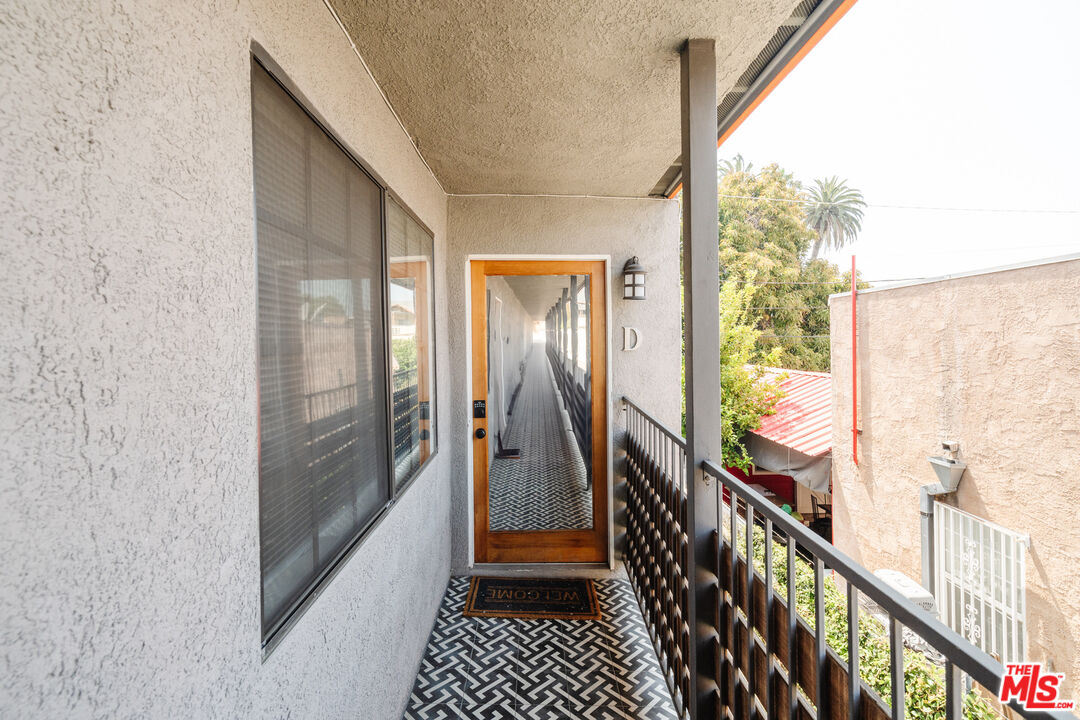 246 N Coronado St Unit: D