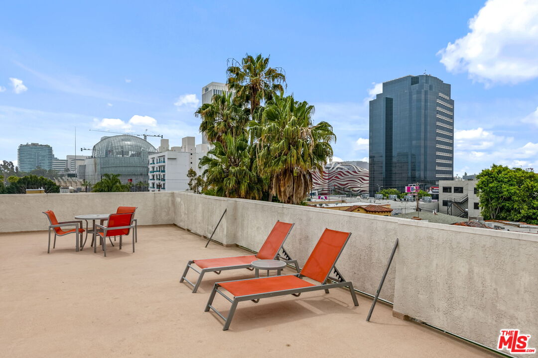 6151 Orange St Unit: 214