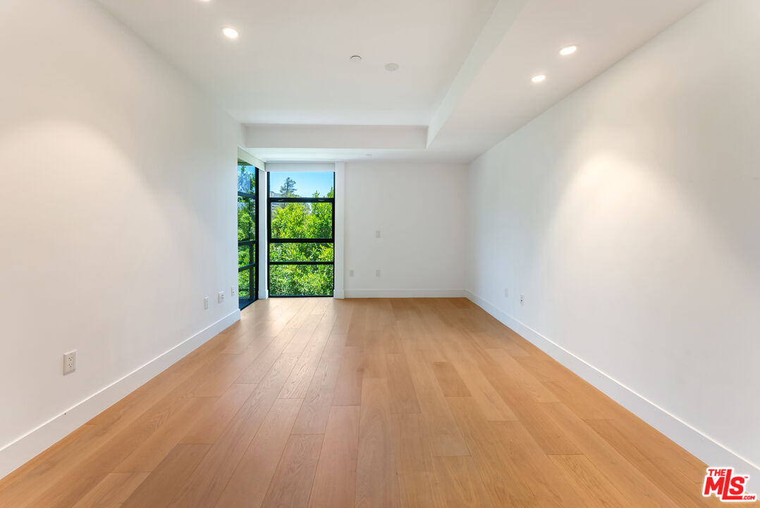 10777 Wilshire Blvd Unit: 405