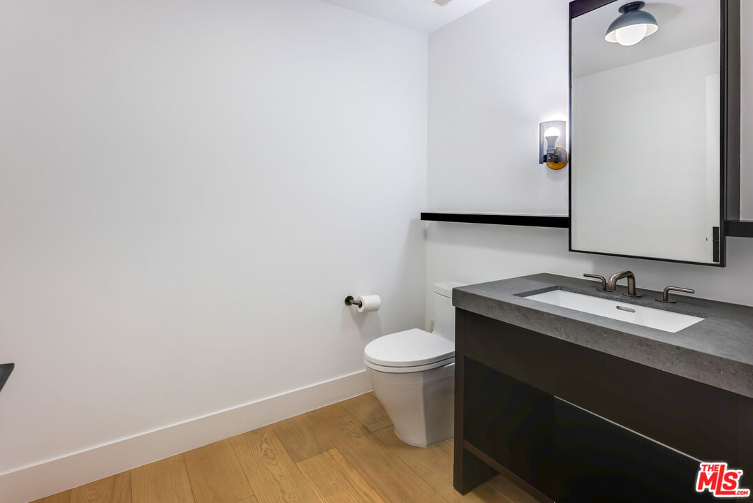 10777 Wilshire Blvd Unit: 405