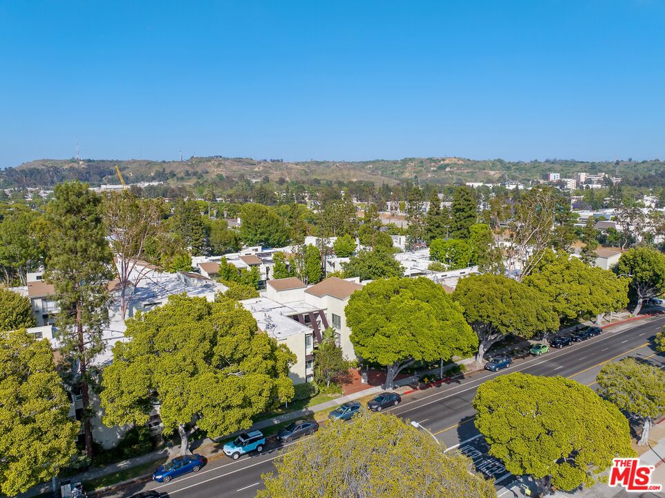 4900 Overland Ave Unit: 307