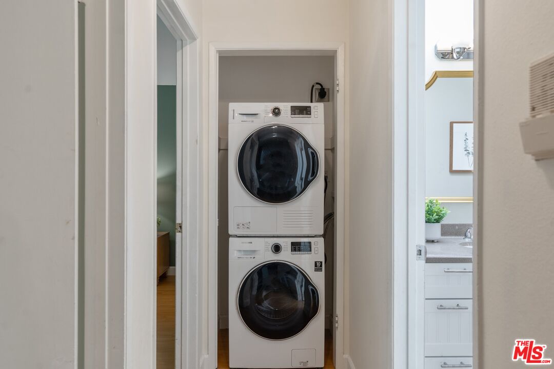 4900 Overland Ave Unit: 307