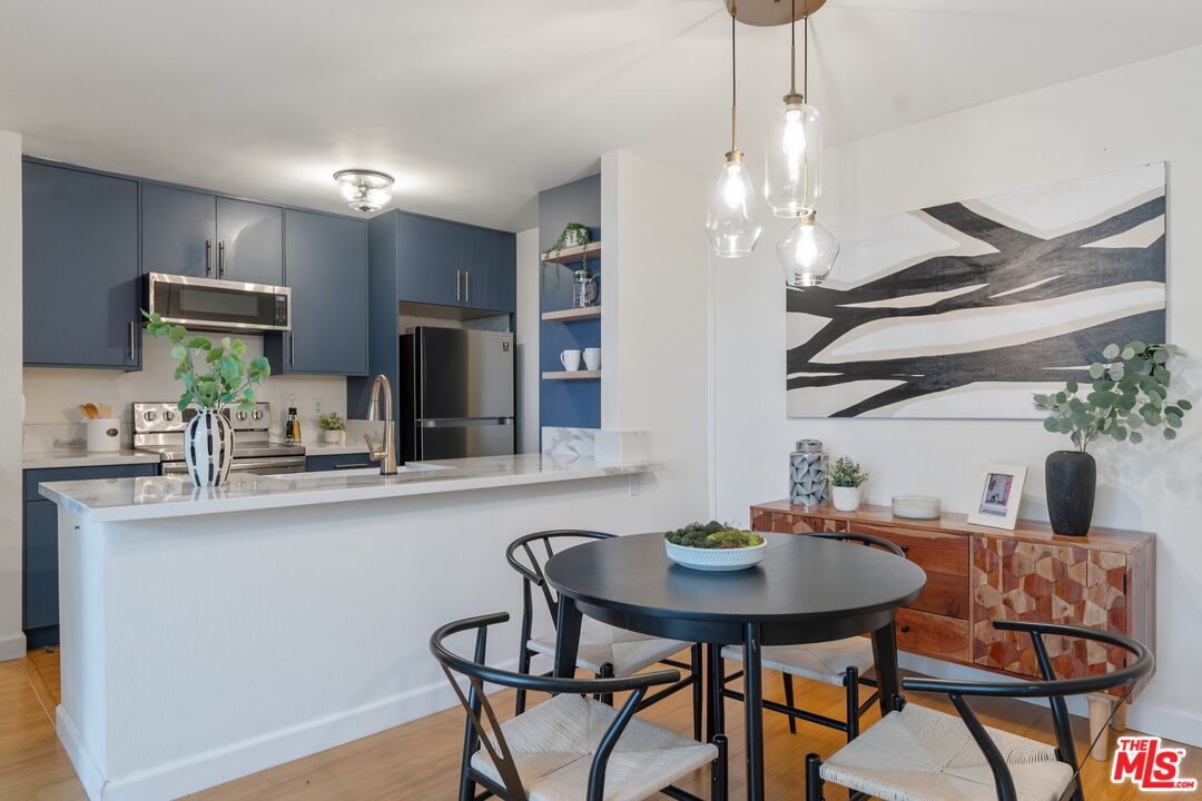 4900 Overland Ave Unit: 307