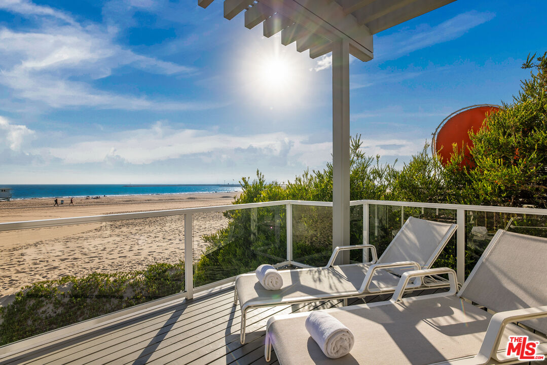 6515 Ocean Front Walk