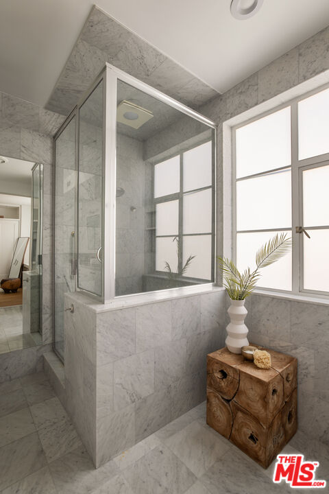 6515 Ocean Front Walk