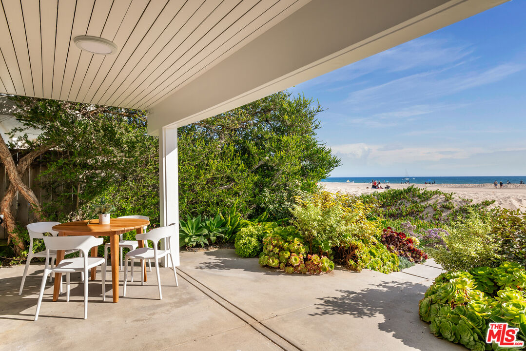 6515 Ocean Front Walk
