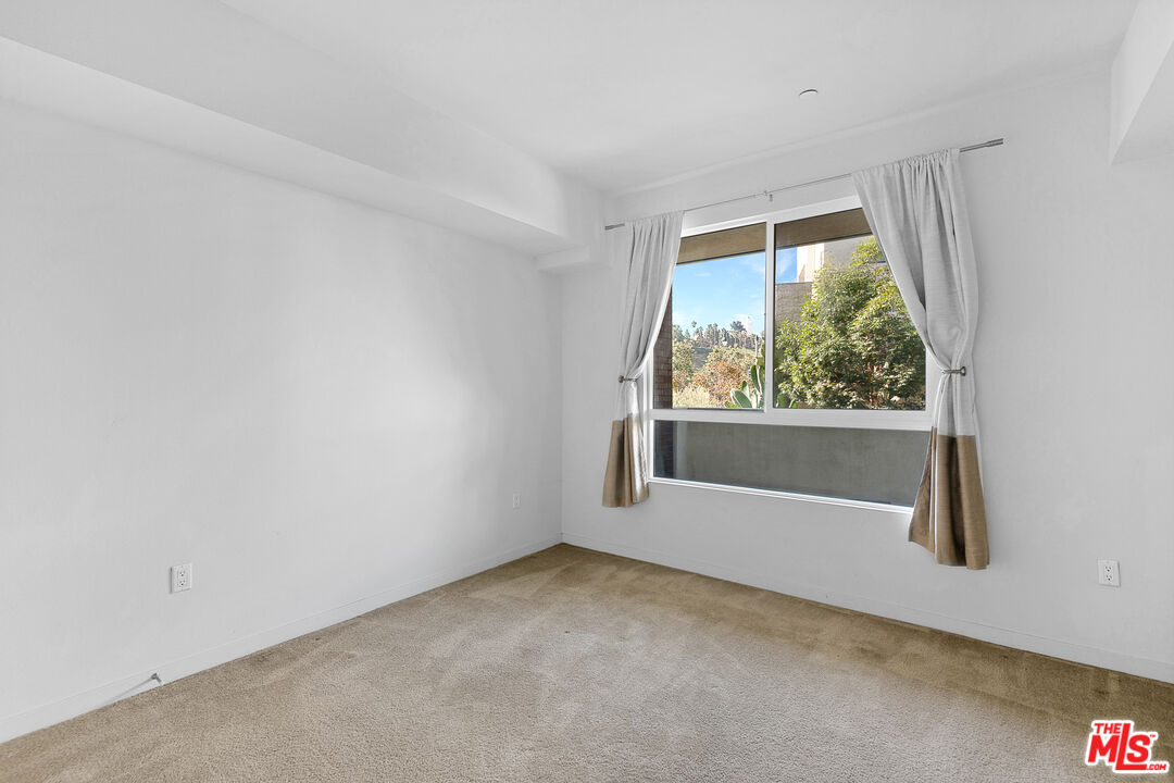 12655 Bluff Creek Dr Unit: 129