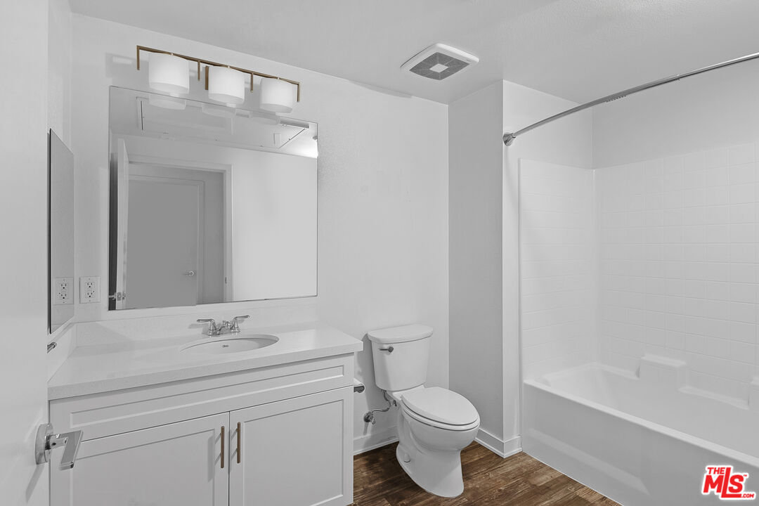 12655 Bluff Creek Dr Unit: 129