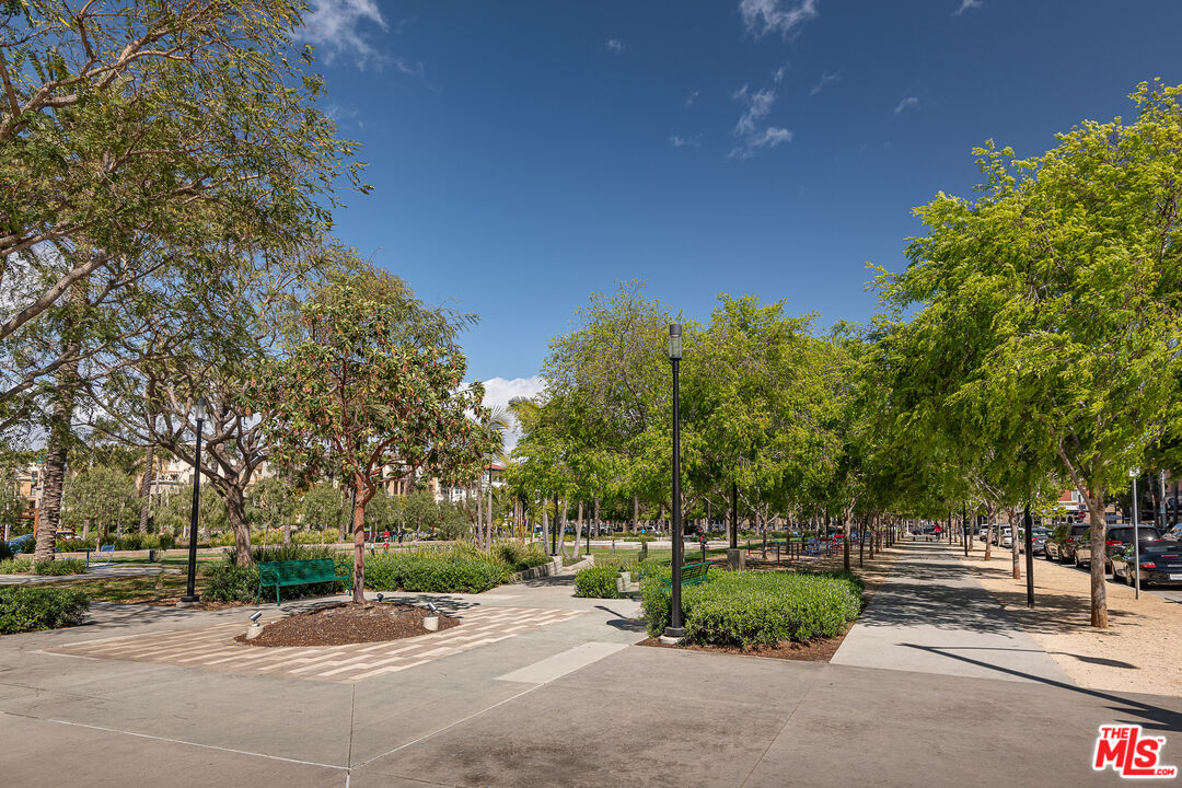 12655 Bluff Creek Dr Unit: 129