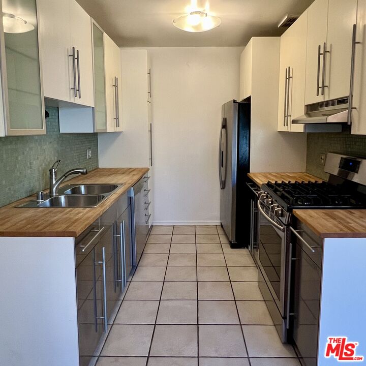 1250 Stanford St Unit: 1