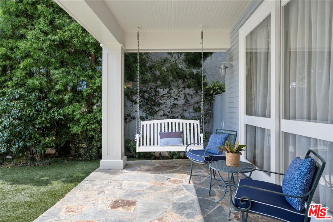 1117 Chautauqua Blvd