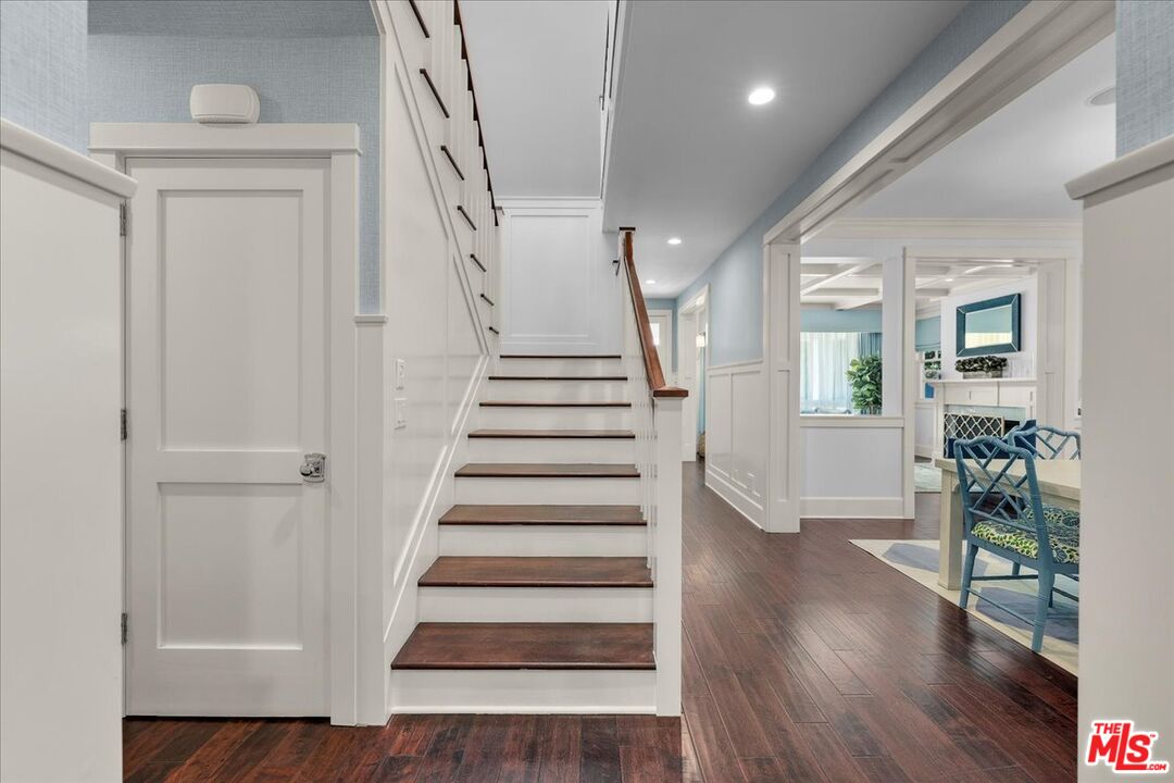 1117 Chautauqua Blvd