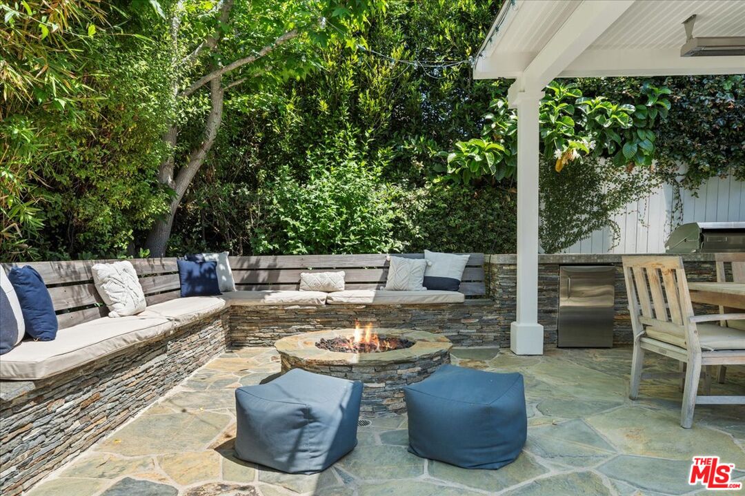 1117 Chautauqua Blvd