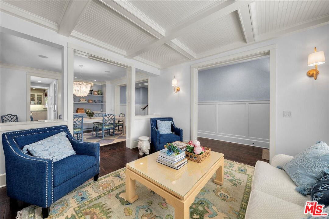 1117 Chautauqua Blvd