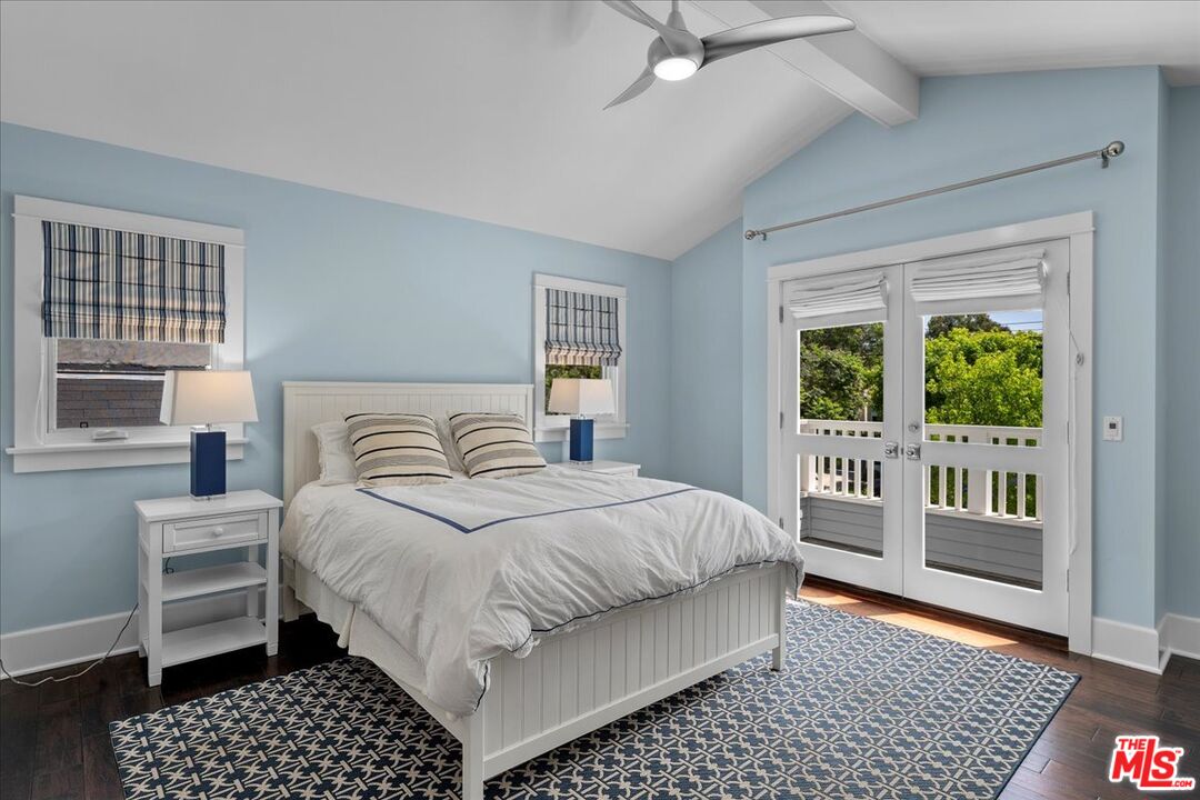 1117 Chautauqua Blvd