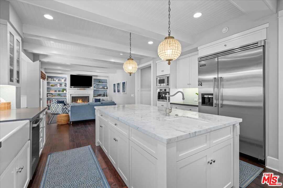 1117 Chautauqua Blvd