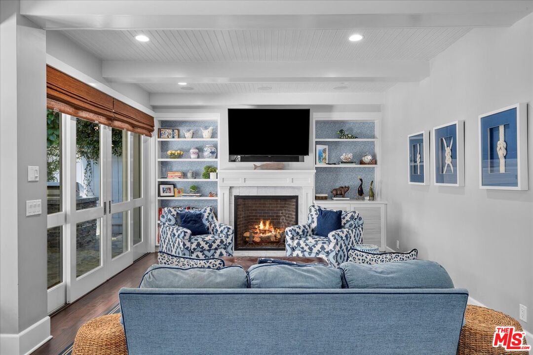 1117 Chautauqua Blvd