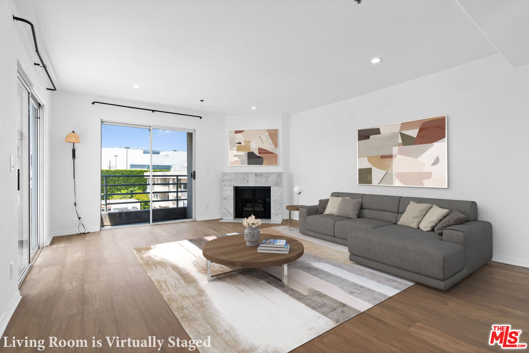 116 S Croft Ave Unit: 401