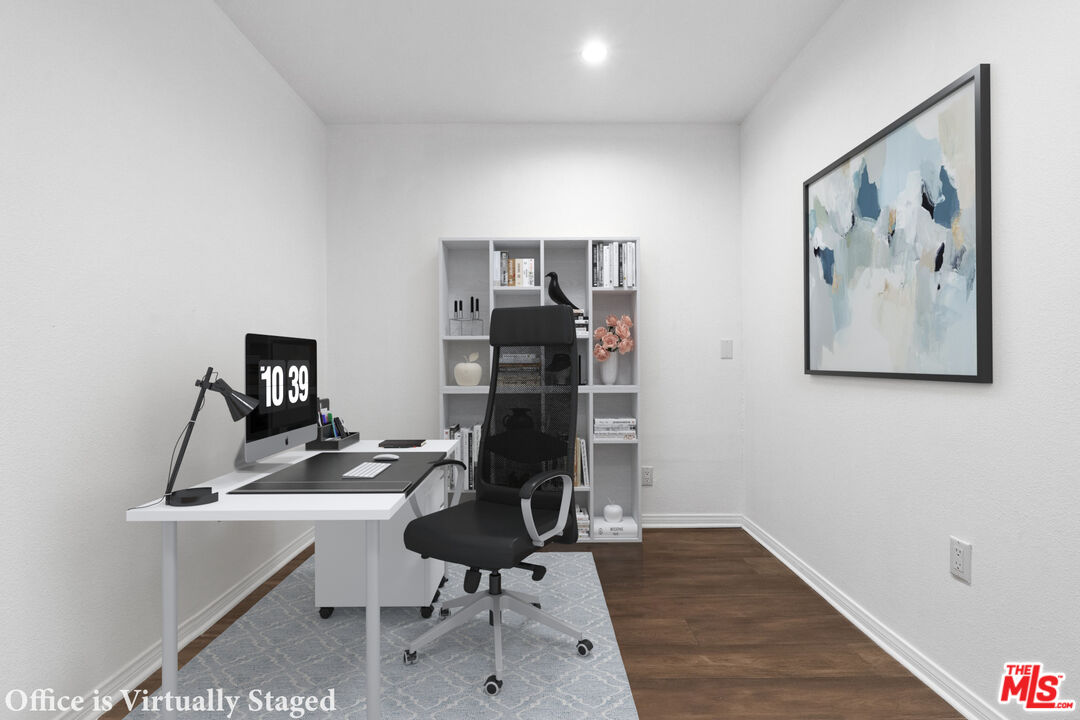 116 S Croft Ave Unit: 401