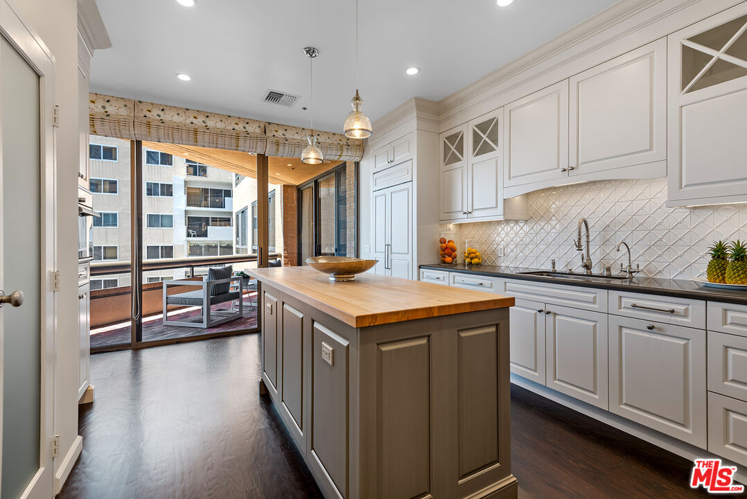 10430 Wilshire Blvd Unit: 605