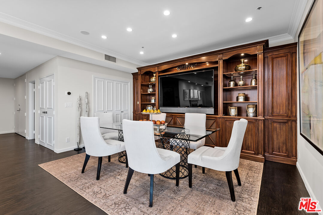 10430 Wilshire Blvd Unit: 605