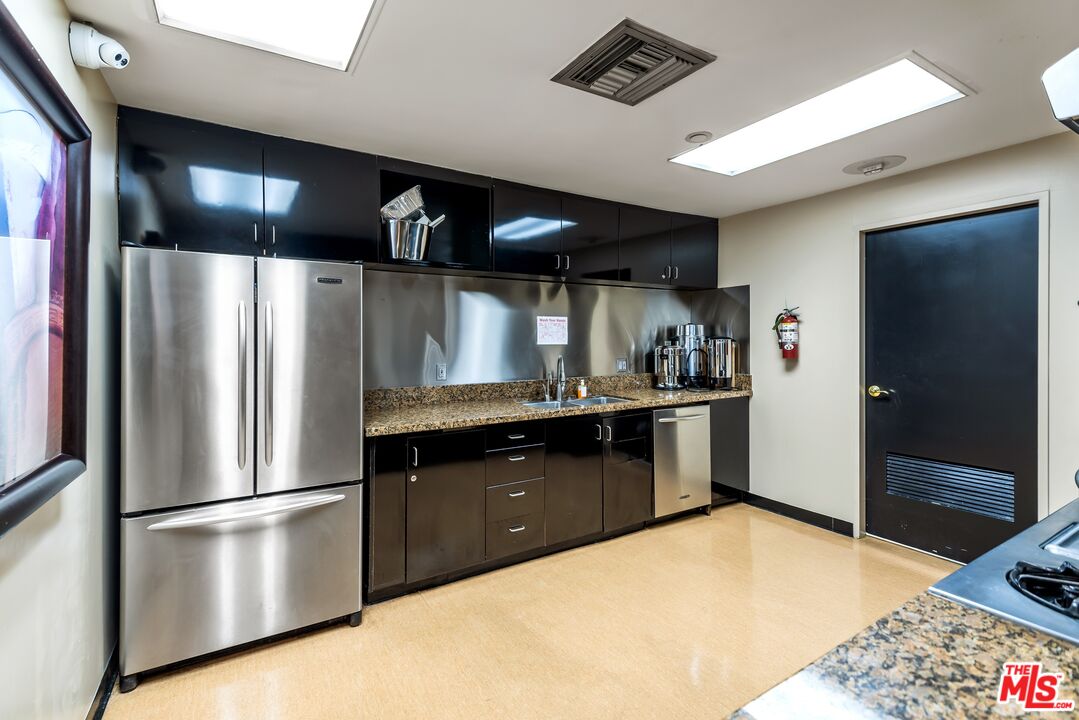 10430 Wilshire Blvd Unit: 605