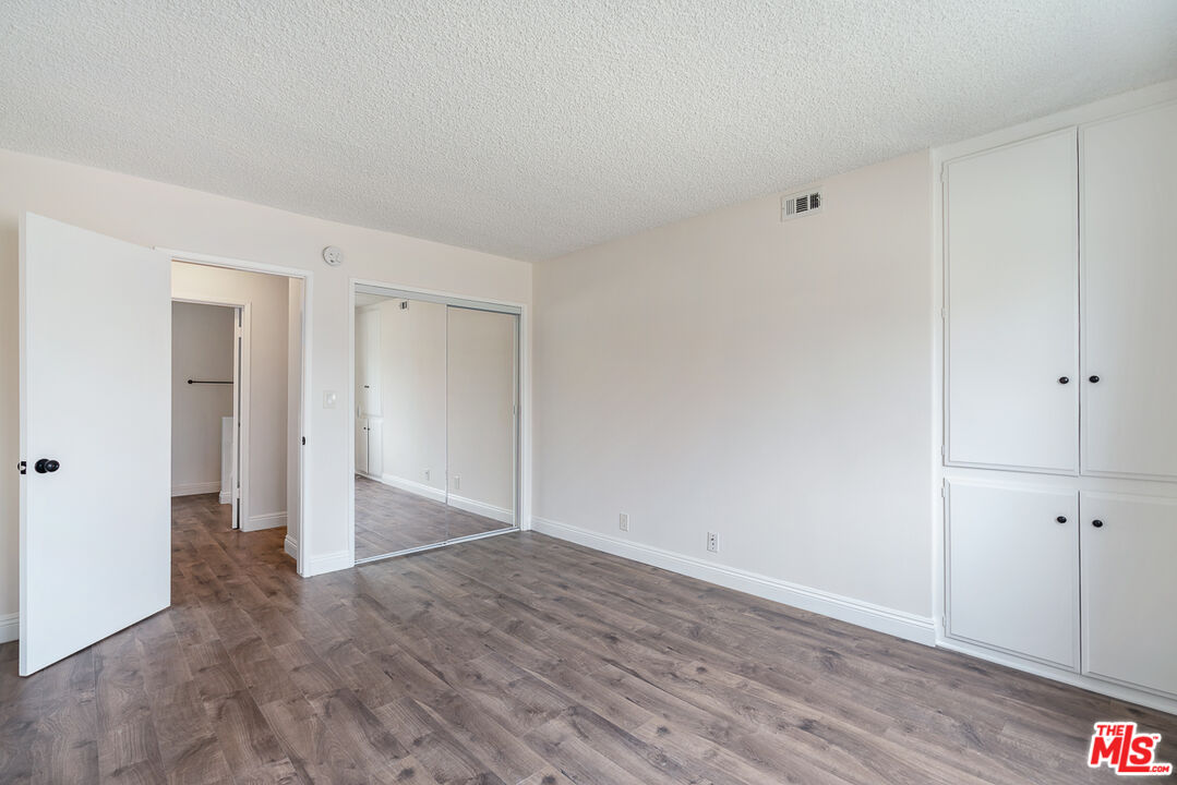 8738 Delgany Ave Unit: 204