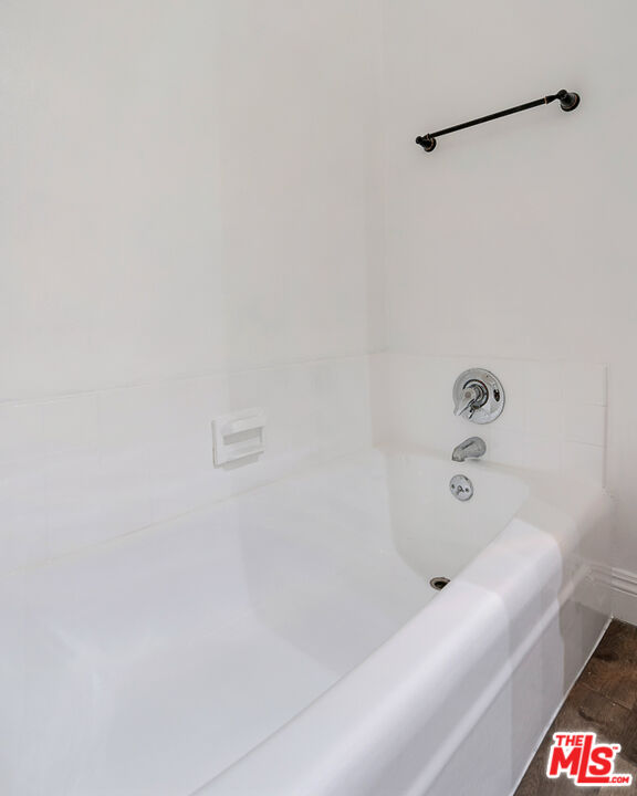 8738 Delgany Ave Unit: 204