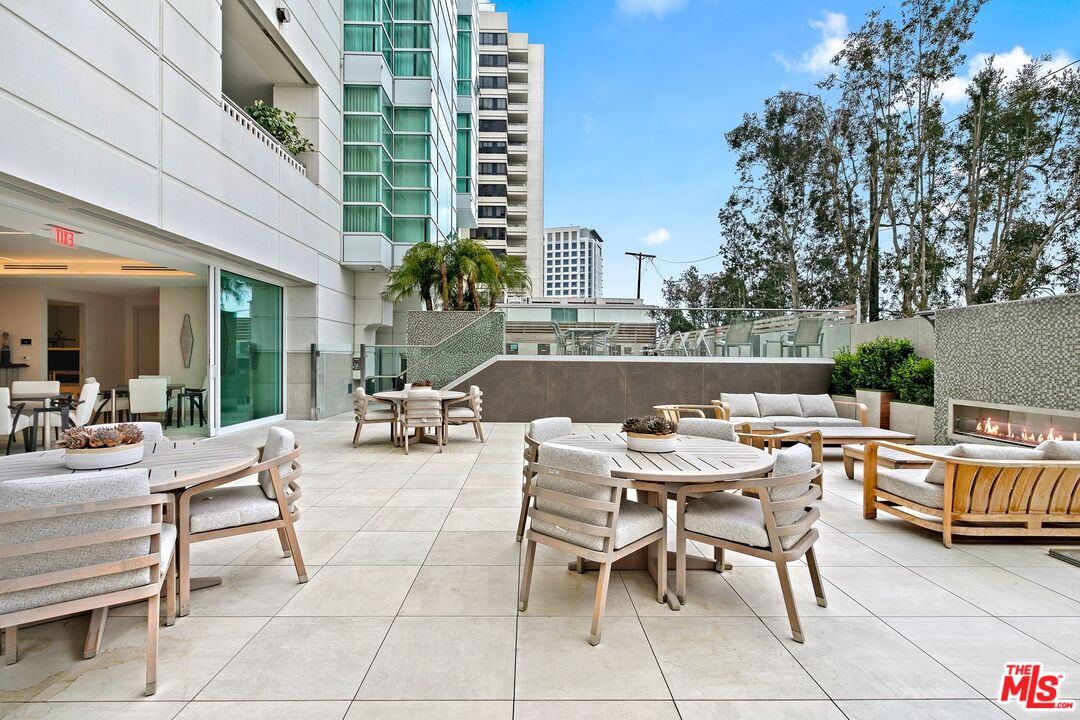 10380 Wilshire Blvd Unit: 1004