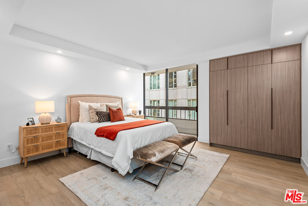 10590 Wilshire Blvd Unit: 1402