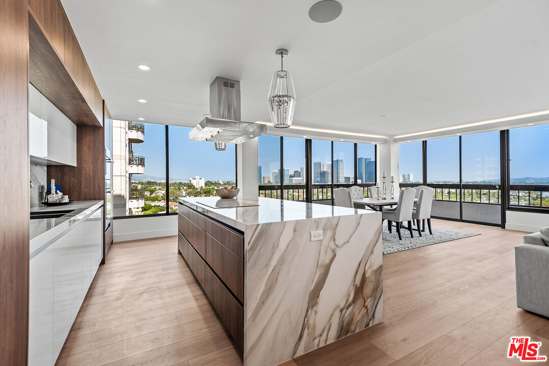 10590 Wilshire Blvd Unit: 1402