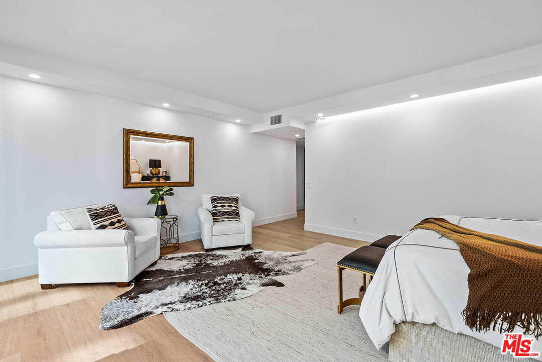 10590 Wilshire Blvd Unit: 1402