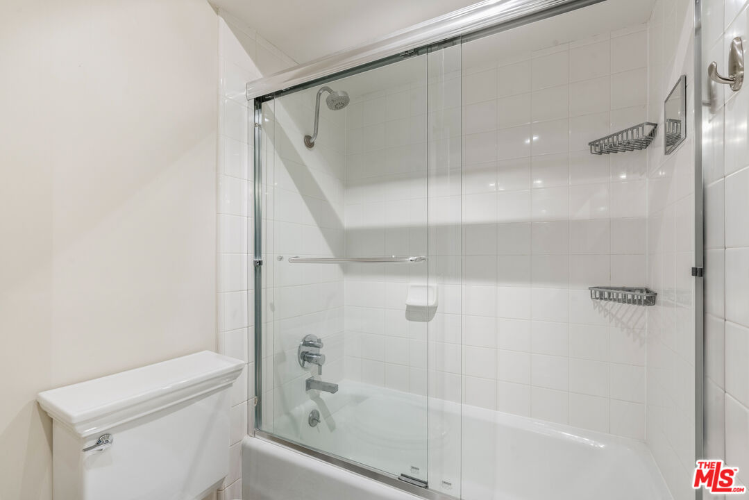 201 Ocean Ave Unit: 1603B