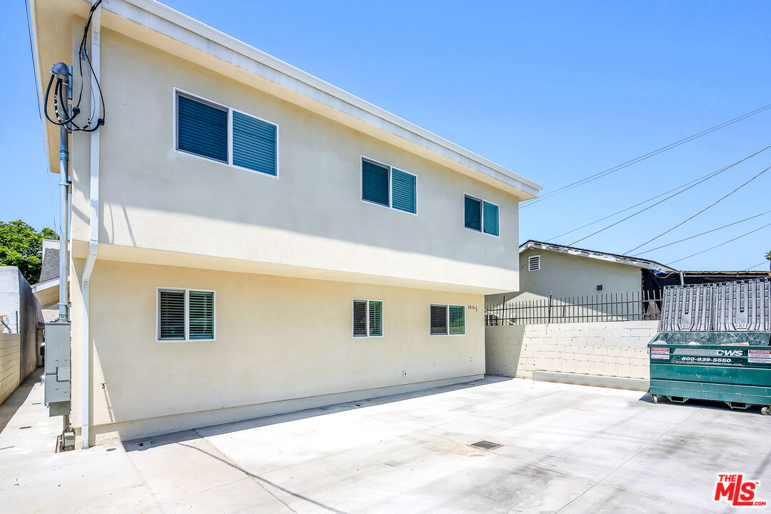 2816 W Jefferson Blvd