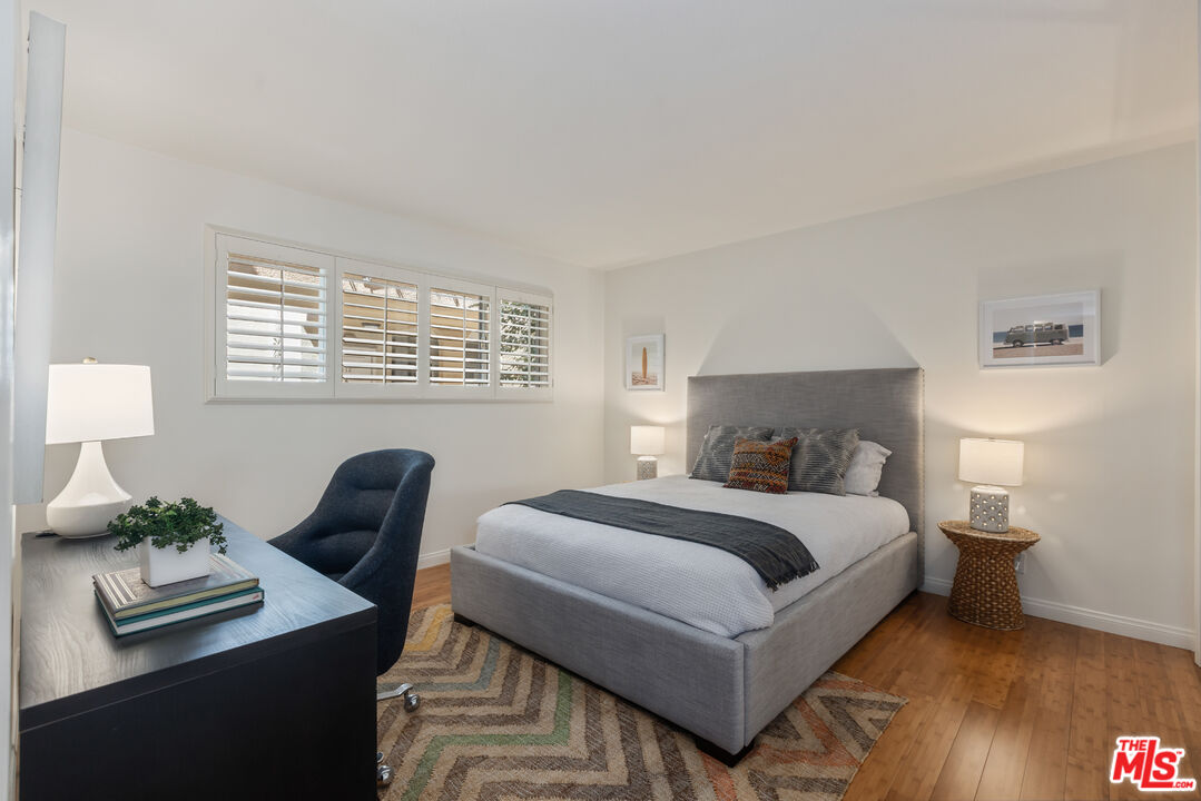 222 7th St Unit: 101