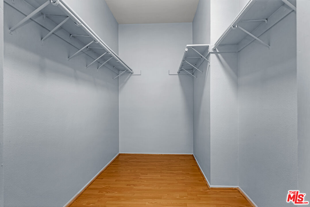 317 S S. Holt Ave Unit: 11