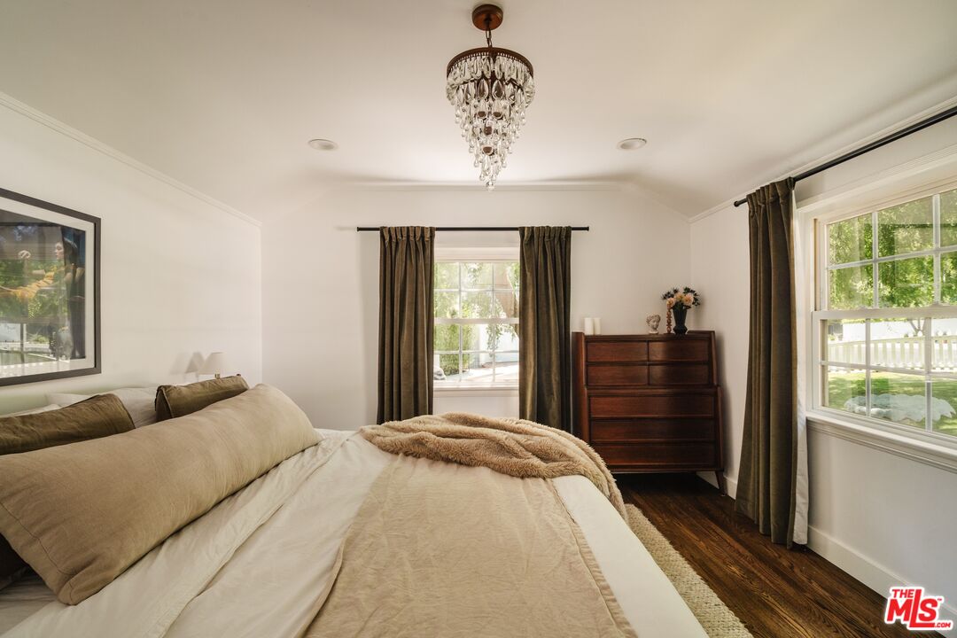 13905 Valley Vista Blvd