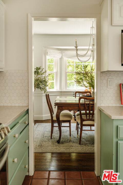 13905 Valley Vista Blvd