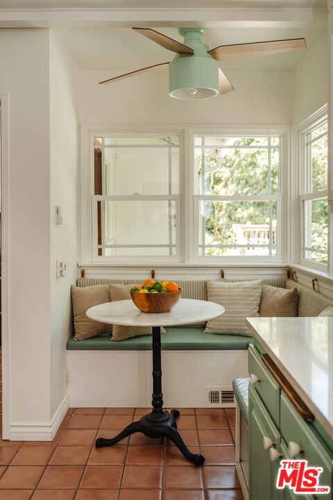 13905 Valley Vista Blvd